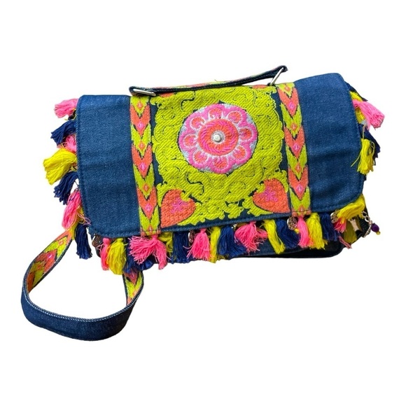 Khaadi Pakistani traditional embroidered Jean bag with fringes - Picture 1 of 10